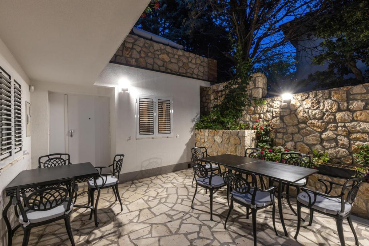 Cvrk Family House Novi Vinodolski Exterior photo
